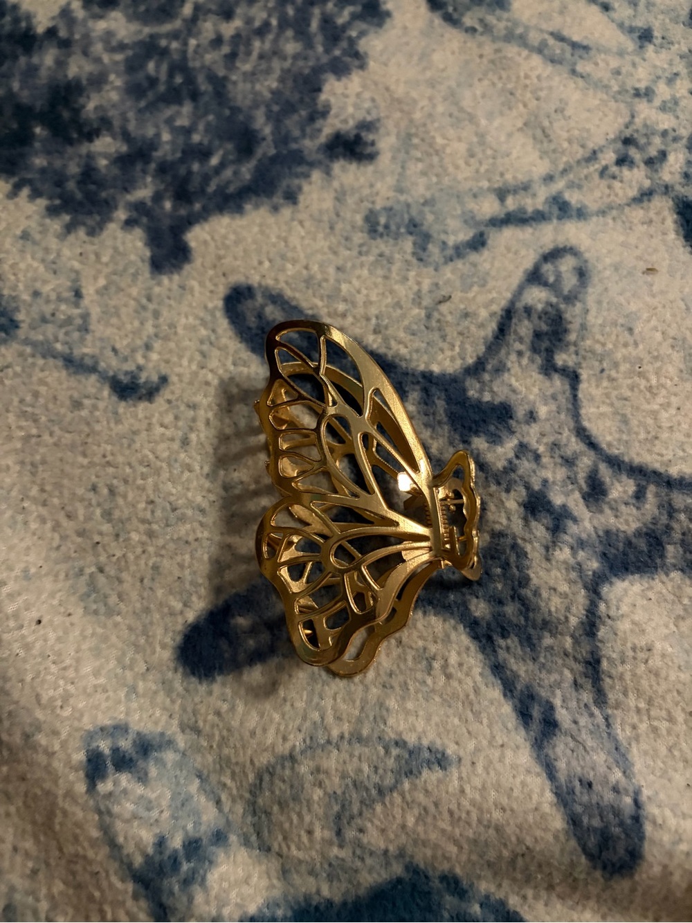 Butterfly hair clip